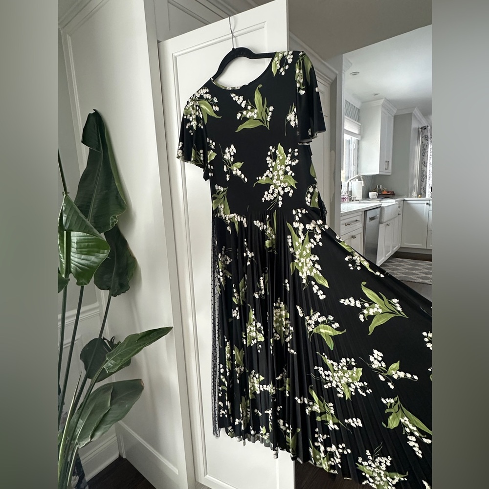 VALENTINO Red Floral Black Dress medium